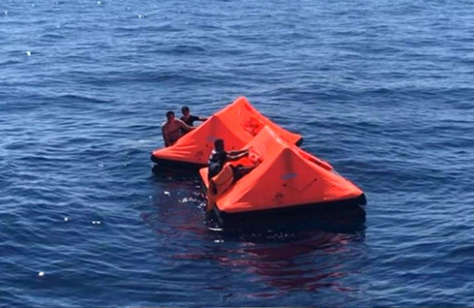 Türk Sahil Güvenlik İzmir'de 25 sığınmacı kurtarıldı