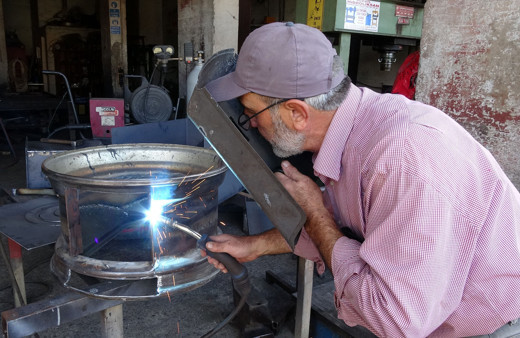 Trabzon'da dayısı istedi kamyon jantından yaptı! Fiyatı 2 bin lira sipariş yapıyor