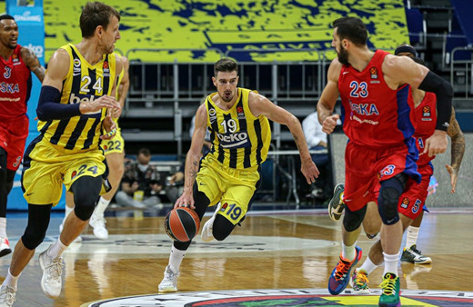Fenerbahçe, Euroleague'de CSKA Moskova'ya uzatmada yenildi