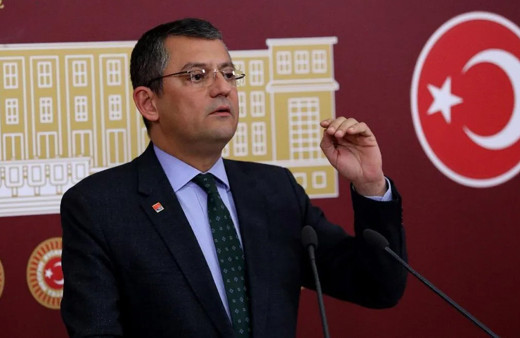 "Işıklar yanıyor" paylaşımına CHP'den tepki: Hakimlerin işi değil