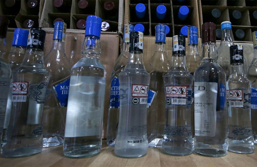 Bilim Kurulu Üyesi Prof. Dr. İlhan'dan sahte içki uyarıları