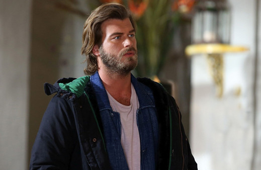 Kıvanç Tatlıtuğ ekranlara geri dönüyor yeni projesini yapımcı şirket böyle açıkladı