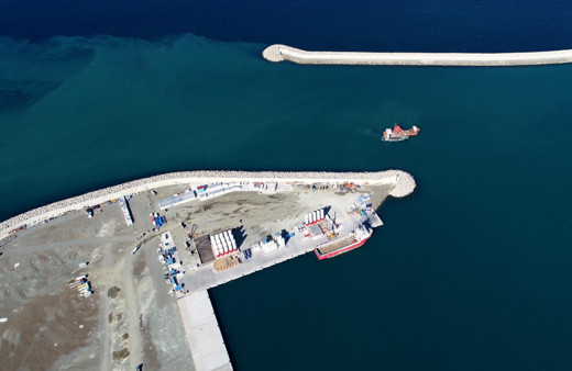 Doğalgaz rezervinin karadaki üssü Filyos limanında hummalı çalışma
