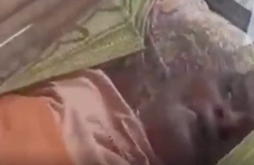 Hindistan'da şaşkına çeviren olay! 'Öldü' diye dondurucuya koyulan adam 20 saat sonra uyandı