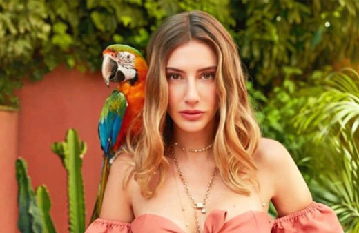 Şeyma Subaşı'nın bikinili pozları olay! Seksi göründüğüm için değil deyip paylaştı