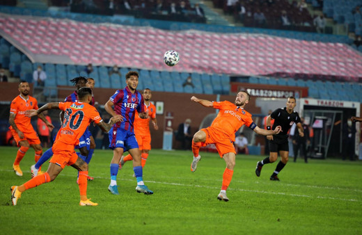 Eddie Newton maç sonrası konuştu: Kesinlikle memnun değilim