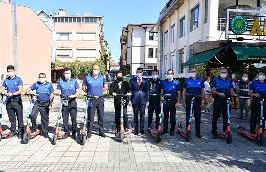 Koronavirüs denetiminde elektrikli scooter dönemi başladı