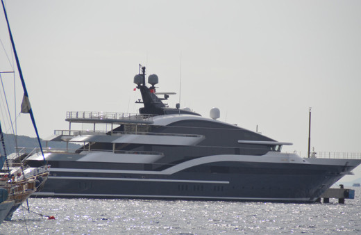 Ultra lüks yat Bodrum'a geldi! 190 bin litre mazot aldı