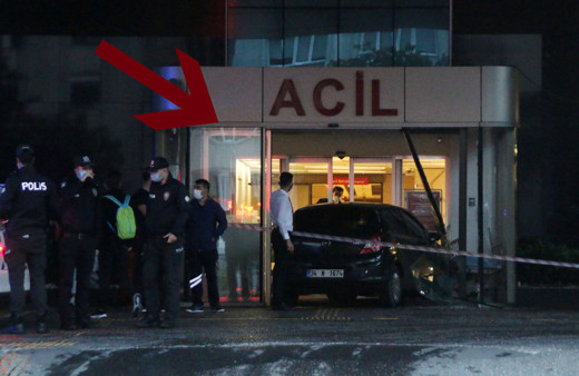 Şişli'de hastane otoparkından çıkan kadın sürücü acil kapısına çarptı
