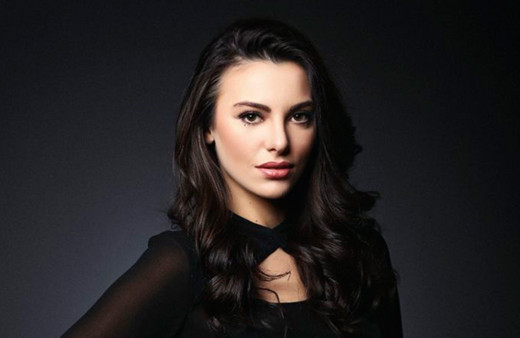 Tuvana Türkay yeni aşkı Erdem Özün'ü annesiyle tanıştırmak istedi olanlar oldu