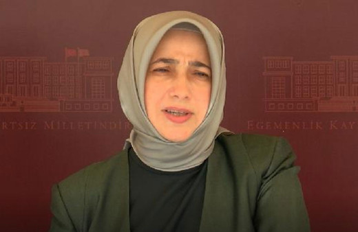 Özlem Zengin isyan etti! "AK Parti'nin milletvekili değilmişim gibi..."