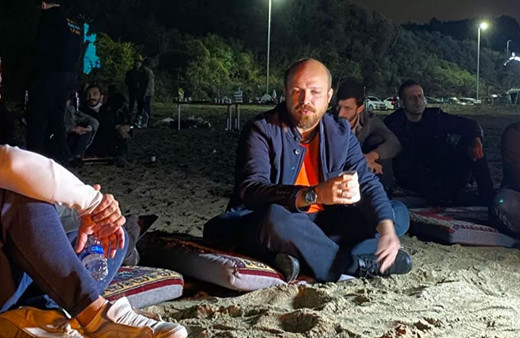 Bilal Erdoğan'dan Kamp Tayfa'ya ziyaret radyocu olduğu günleri anlattı espriyi patlattı