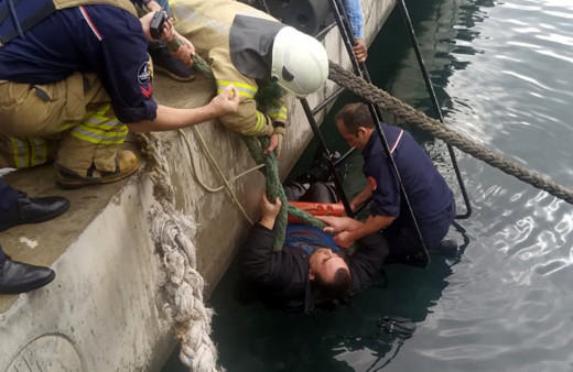 Kadıköy'de insanlık öldü! Denize düşen adama 'korona var' diye el uzatmadılar