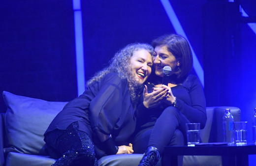 Suzan Kardeş'in kızı Begüm Kardeş Instagram'ı salladı paylaşımları ilgi çekti