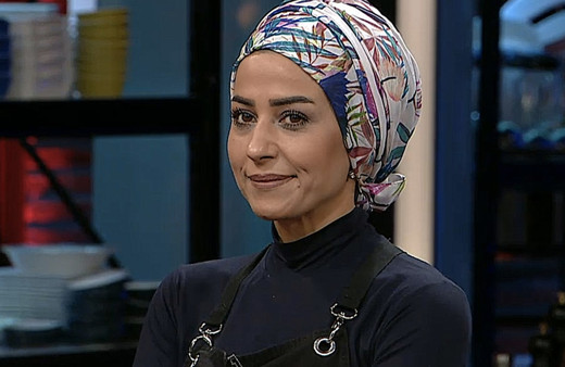 Esra Tokelli evli mi eşi kimdir Esra Tokelli oğlu kaç yaşında?