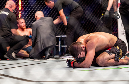 UFC dövüşçüsü Habib, son maçına çıktı dövüş hayatını sonlandırdı