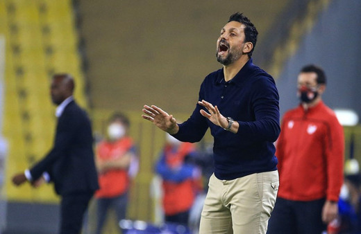 Erol Bulut'un tatlı derdi! Derbide kime şans verecek