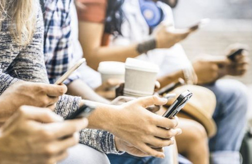 Öğrencilere cep telefonu desteği için nereye başvuru yapılacak?