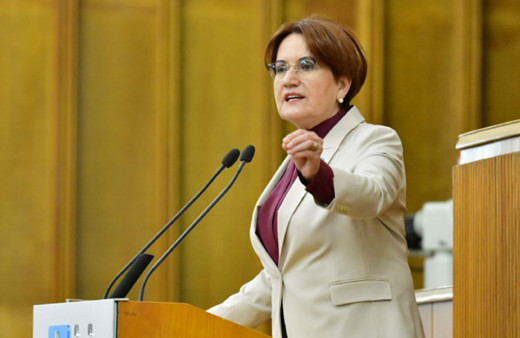 Akşener'den Macron'a tepki! İktidarını kurtarmak için Peygamberimize hakaret ediyor