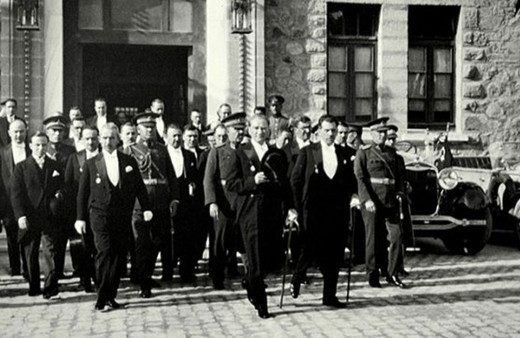 Türkiye Cumhuriyeti 97 yaşında! 29 Ekim Cumhuriyet Bayramı kutlu olsun