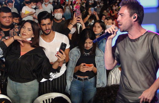 Murat Dalkılıç konserinde pes dedirten görüntüler! Büyük tepki çekti