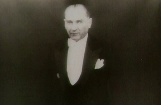 Spor camiası paylaşımlarıyla 29 Ekim Cumhuriyet Bayramı'nı kutladı