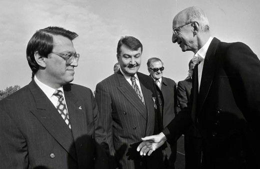 Vefat eden Mesut Yılmaz'ın arşivden çıkan fotoğrafları Türk siyasetinde iz bıraktı