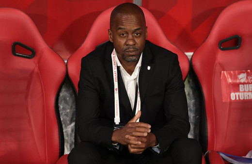 Trabzonspor'da Eddie Newton ile yollar ayrıldı