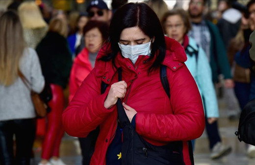 Yunanistan'dan koronavirüs tedbiri! Tüm sosyal mekanları kapatıyor