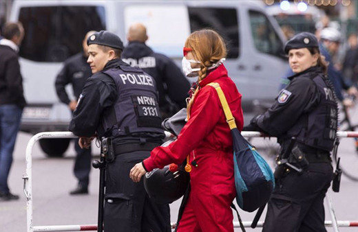 Almanya’da koronavirüs kısıtlamaları bugünden itibaren başlıyor
