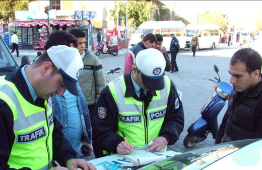 2021 yılı MTV araç vergisi ne kadar? İşte zamlı pasaport harcı ve trafik cezaları