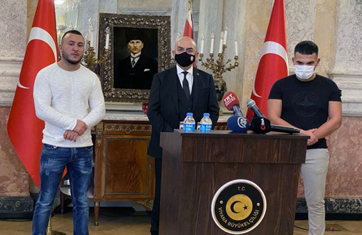 Avusturya Viyana’daki terör saldırısında polise yardım eden Türkleri konuşuyor