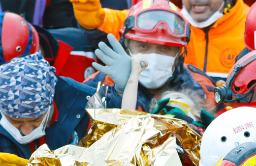 Elif Perinçek'in parmak fotoğrafını Trendyol'da paraya çevirdiler tepki yağdı