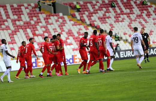 Sivasspor Karabağ UEFA Avrupa Ligi maçı golleri ve geniş özeti