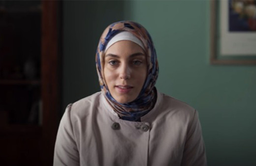 Netflix'in yeni Türk dizisi Bir Başkadır'ın ilk fragmanı geldi! İşte konusu ve oyuncuları