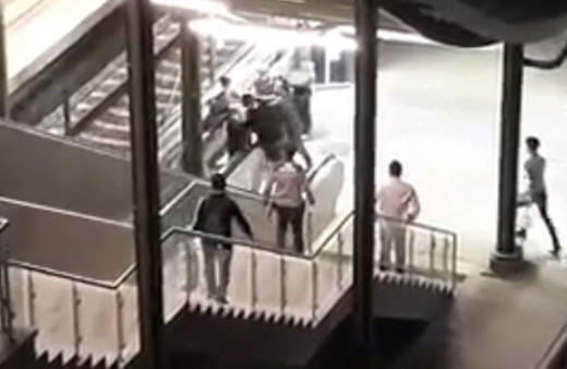 Marmaray'da kadın güvenlik görevlisine küfretti! Linç edilmekten zor kurtuldu