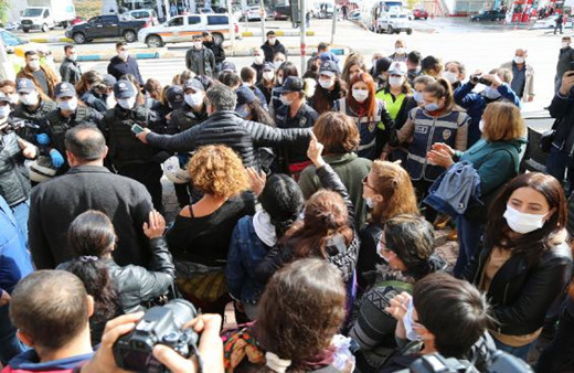 Eylem ve etkinlikler yasaklanmıştı! Tunceli'de izinsiz gösteriye polis müdahale etti