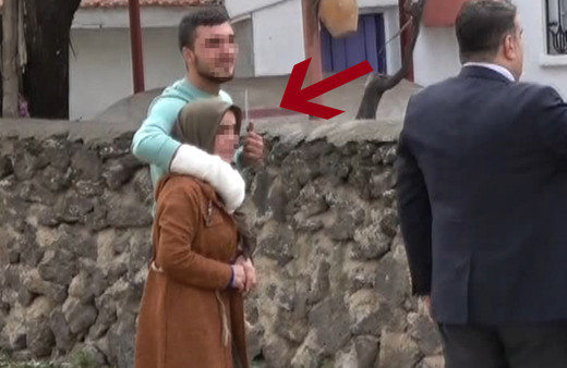 Aksaray'da annesini önce dövdü sonra boğazına bıçak dayayıp rehin aldı