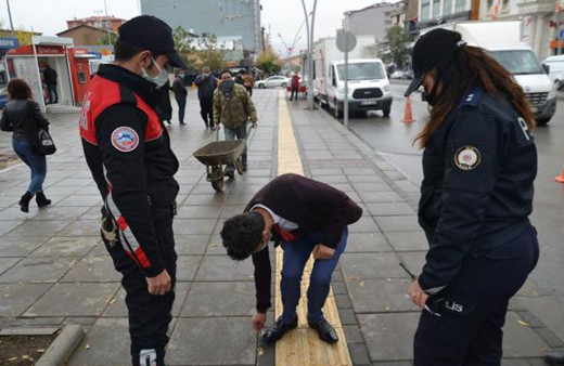 Yeni koronavirüs tedbiri! 9 ilde sokakta sigara içmek yasaklandı