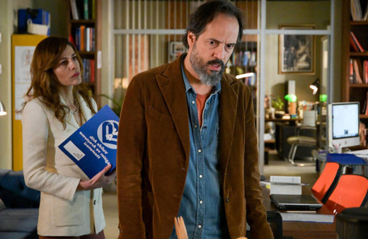 Kanal D dizisi Hekimoğlu'nun başrolü Timuçin Esen koronavirüse yakalandı