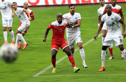 Antalyaspor 1 puanı duraklamada kurtardı