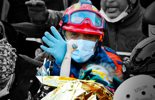 Elif Perinçek ile annesi ve ikiz ablalarının tedavisi sürüyor! İşte son durum