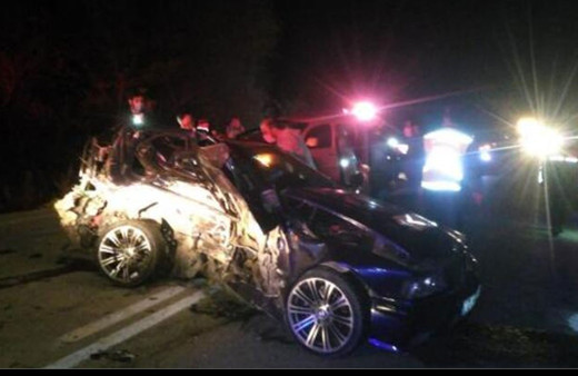 Burdur'da iki otomobil çarpıştı: 3 ölü 2 yaralı