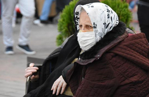 65 yaş üstü yasaklar neler saat kaçta dışarı çıkılıyor?