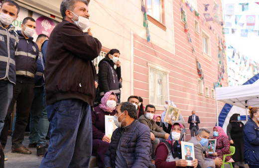 PKK kaçırdıkları çocuklara domuz eti yediriyormuş! Aileler sinir krizi geçirdi