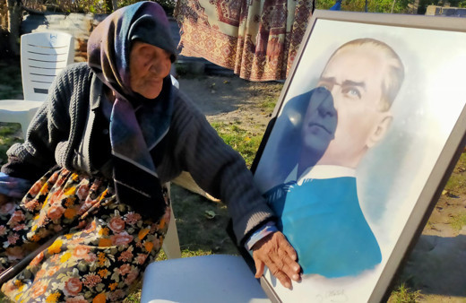 Bursa'da 120 yaşındaki Fatma nine Atatürk'e 'param yok' deyince bakın ne yanıt almış