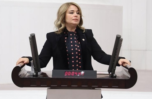 Sosyal medyadan duyurdu! AK Partili Pakize Mutlu Aydemir koronavirüse yakalandı