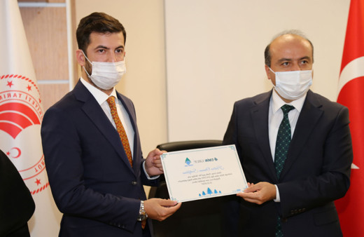 Eminevim Geleceğe Nefes Ol kampanyasına 100 bin fidan bağışladı