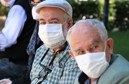 Diyarbakır'da 65 yaş üstüne sokağa çıkma kısıtlaması geldi