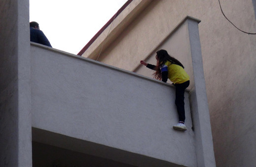 Edirne Keşan'da intihara kalkışan kadını polis son anda kurtardı